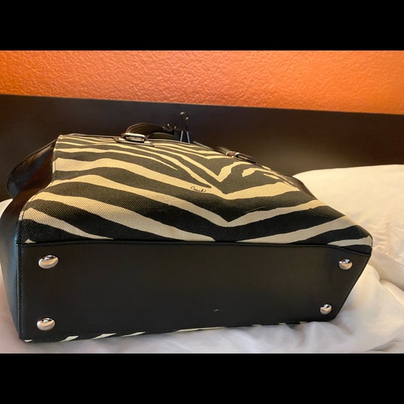 Coach limited edition bag - Picture 4 of 5